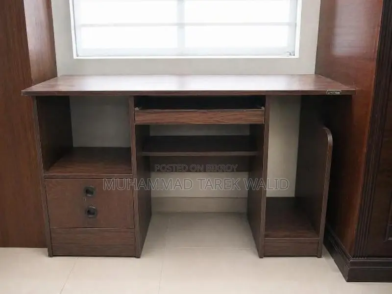 Computer Table