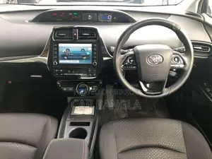Toyota Prius S SAFETY PLUS 2021