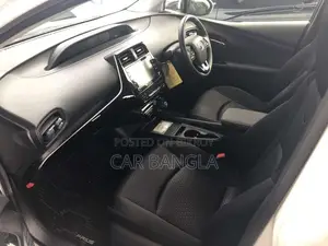 Toyota Prius S SAFETY PLUS 2021