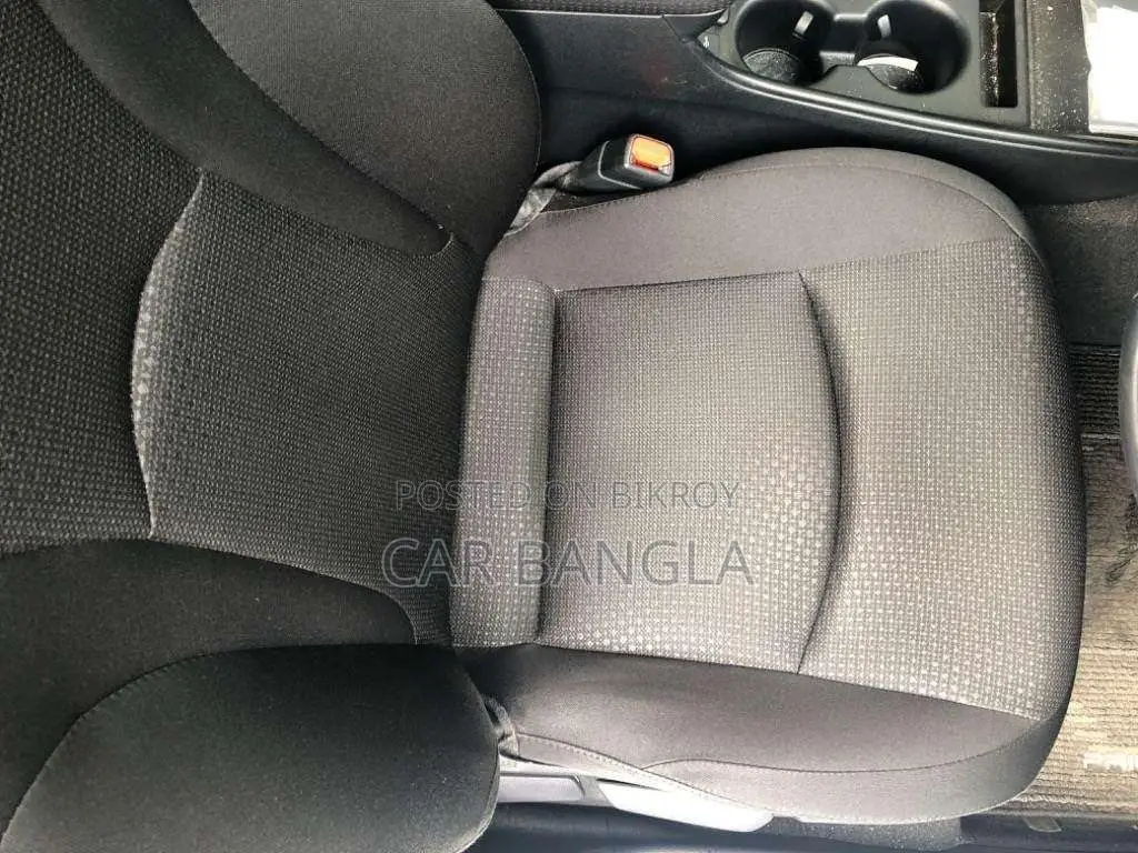 Toyota Prius S SAFETY PLUS 2021