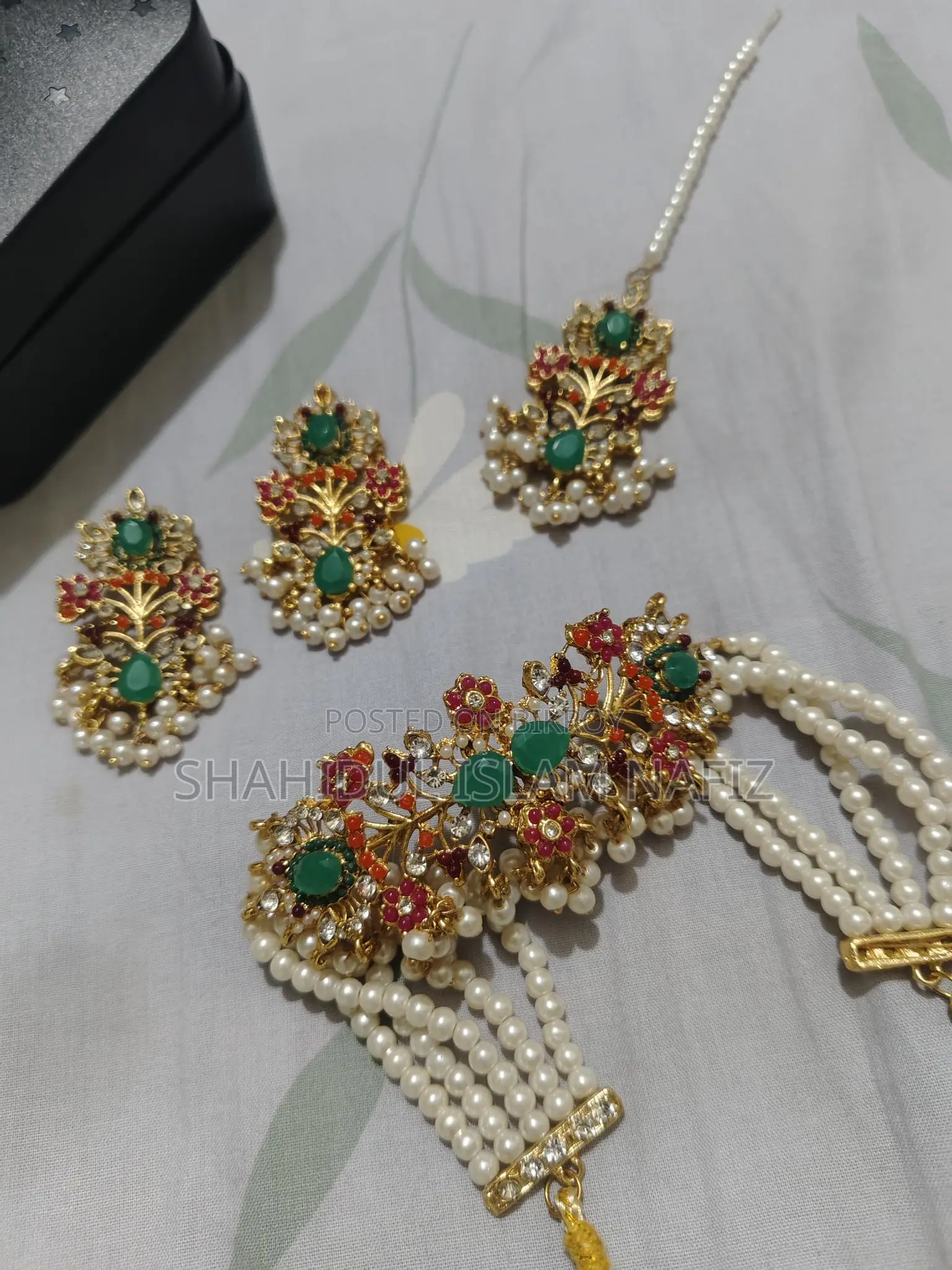 Kundon Jwellery Set