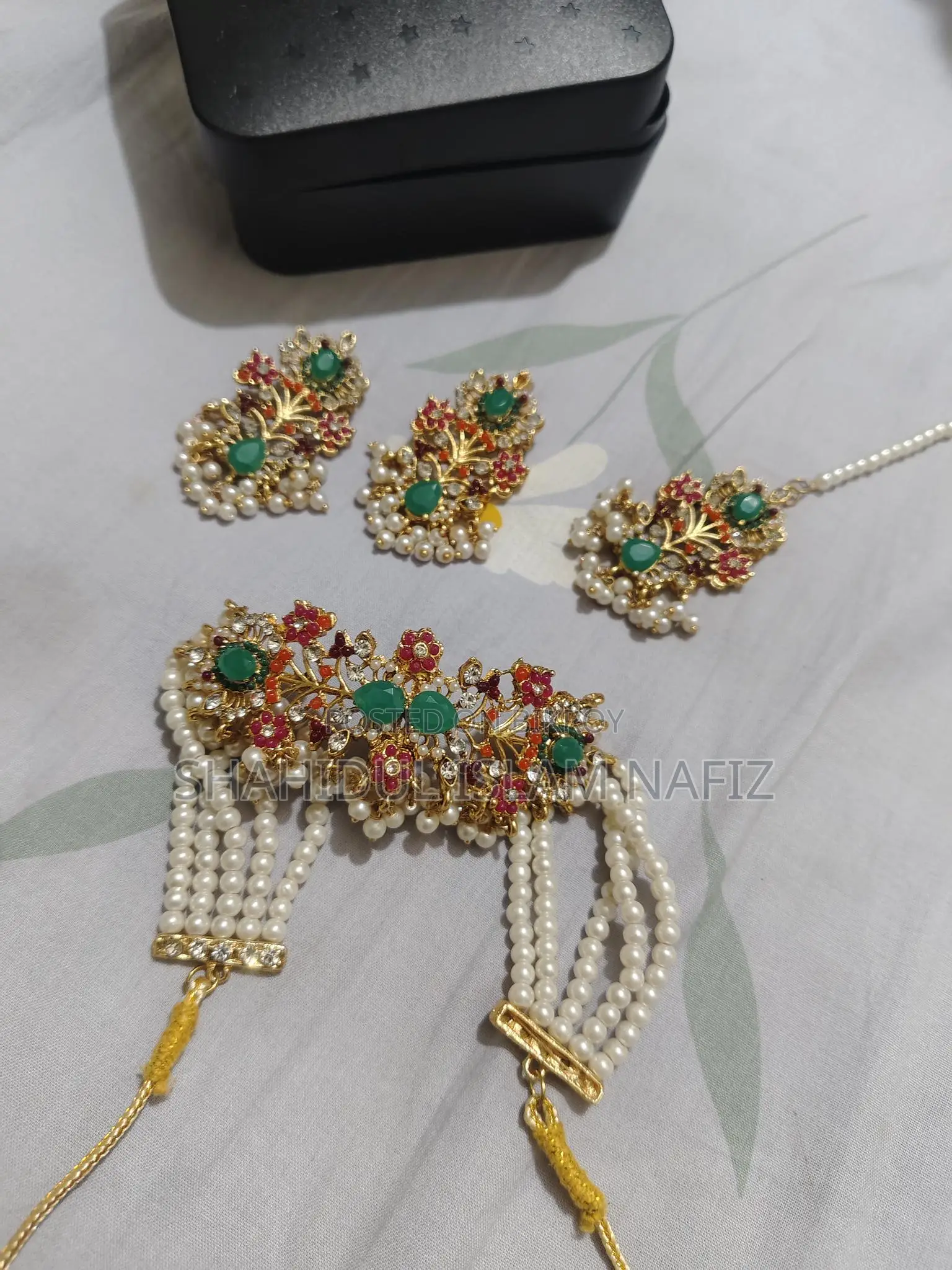 Kundon Jwellery Set