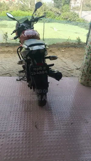 Bajaj Pulsar 150 - 2014