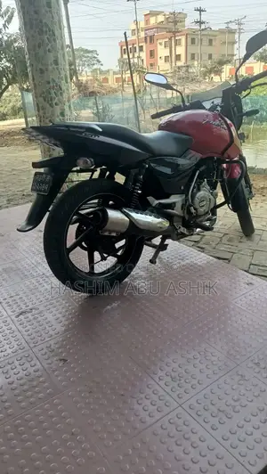 Bajaj Pulsar 150 - 2014