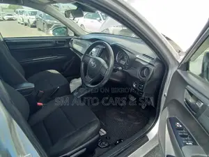 Toyota Axio EX Silver Color 2020