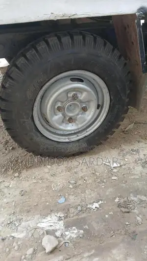 Tata Ex2 . 2011