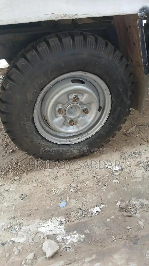 Tata Ex2 . 2011