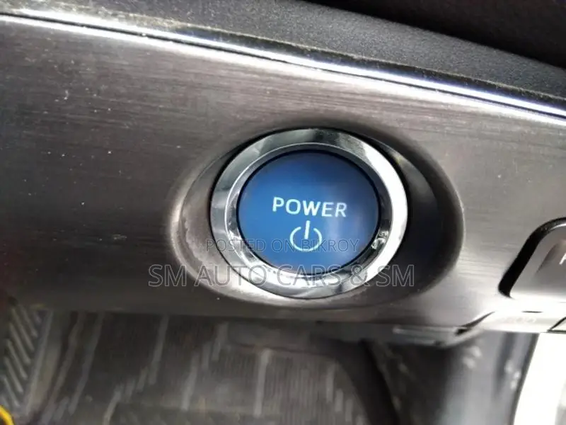Toyota Prius A Touring Selection 2021