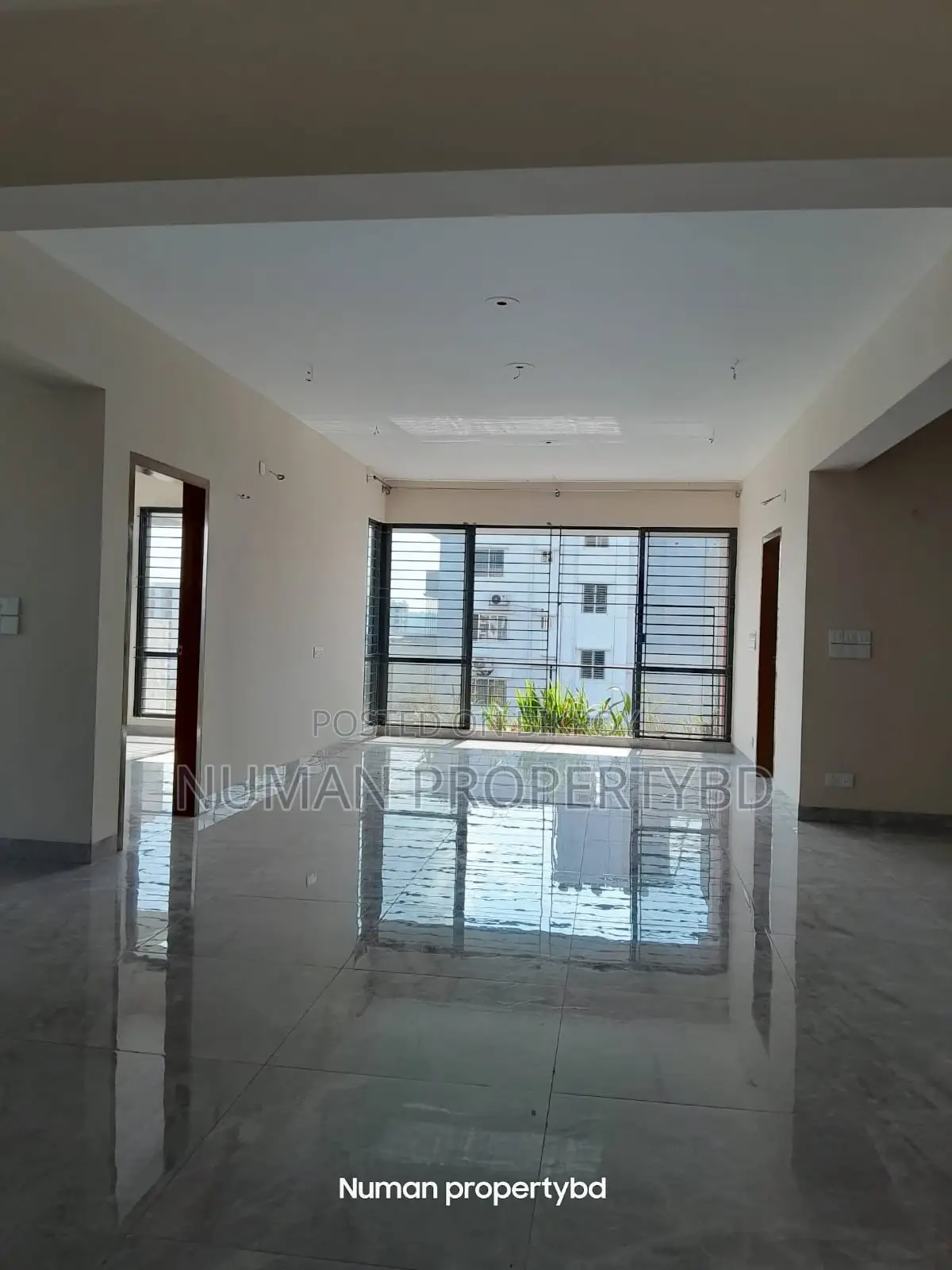 Swimming Pool, Gym, 2800 sq ft 4 bedroom new luxury semi-furnished flat for rent