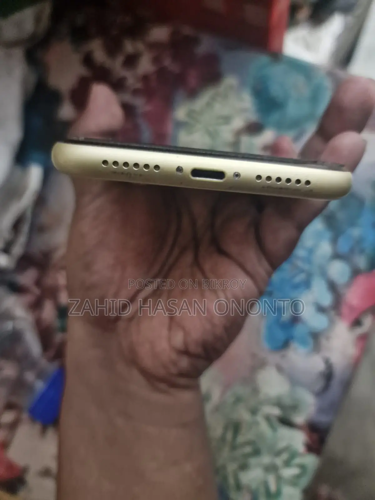 Apple iPhone 11 (Used)