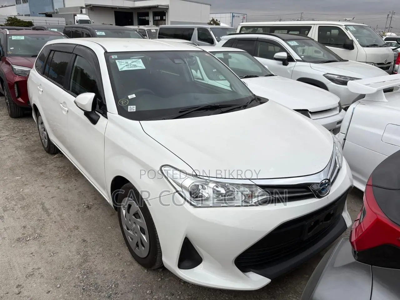 Toyota Fielder 2021