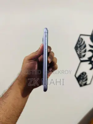 Apple iPhone 11 (Used)