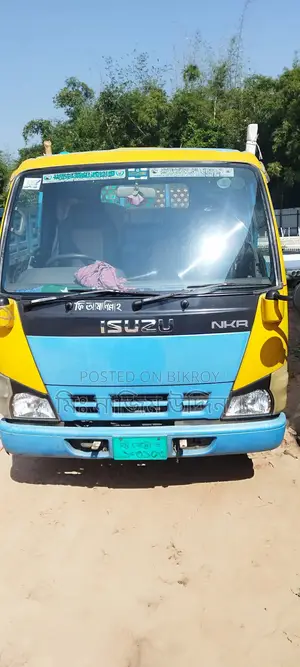 Isuzu 2017
