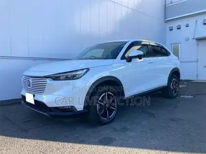Honda Vezel Hybrid X package 2021