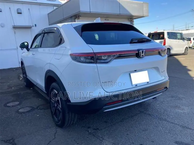 Honda Vezel Hybrid X package 2021