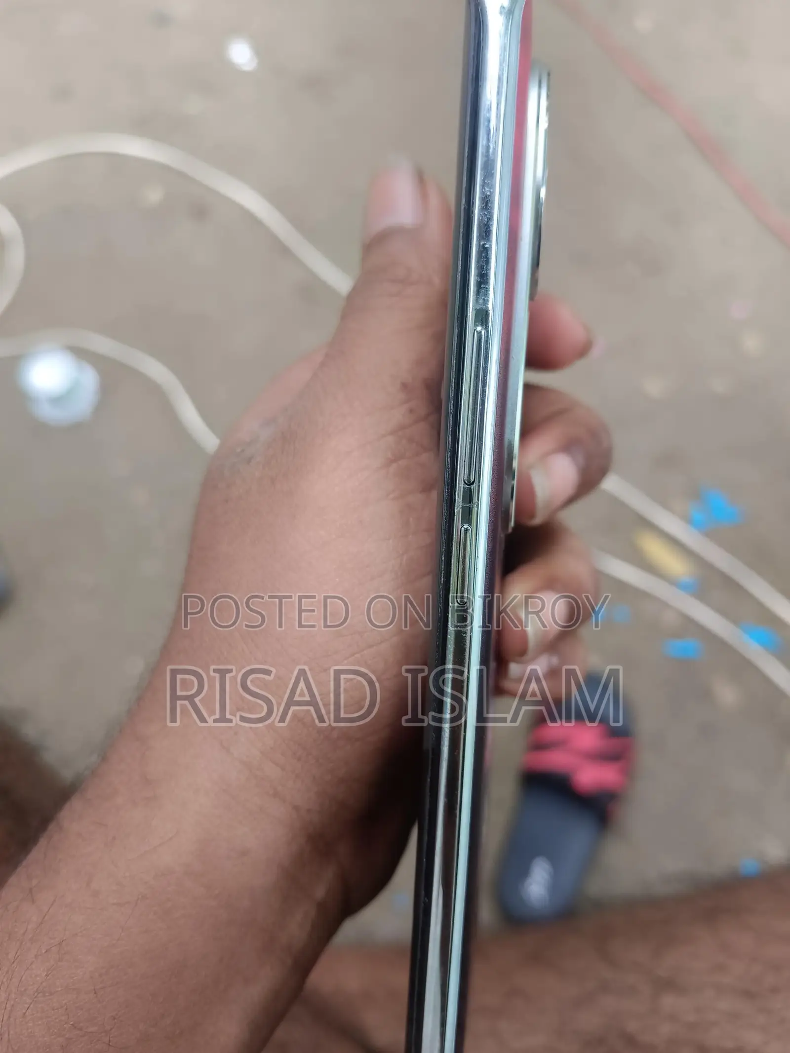 Vivo V40 . (Used)