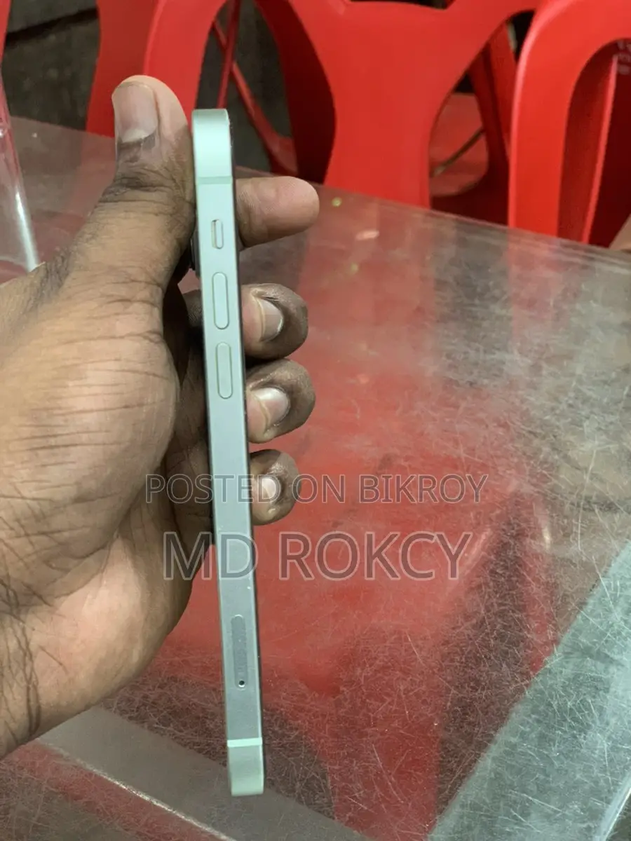 Apple iPhone 12 Fresh Condition (Used)