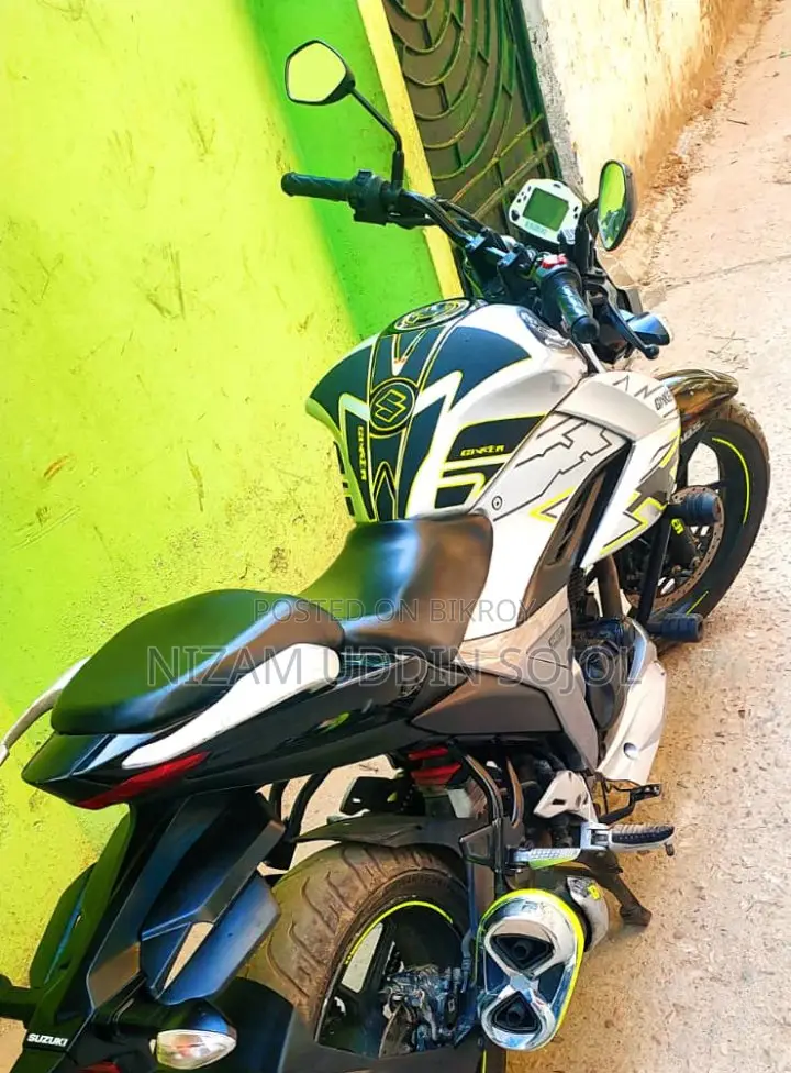 Suzuki Gixxer ABS . 2021