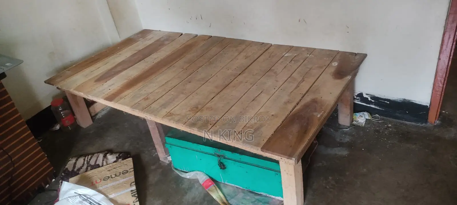 একটি সিঙ্গেল খাট