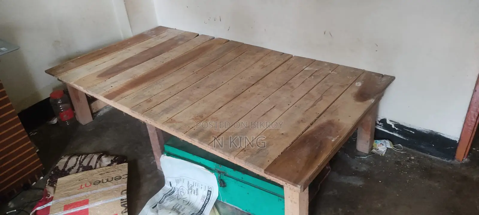 একটি সিঙ্গেল খাট