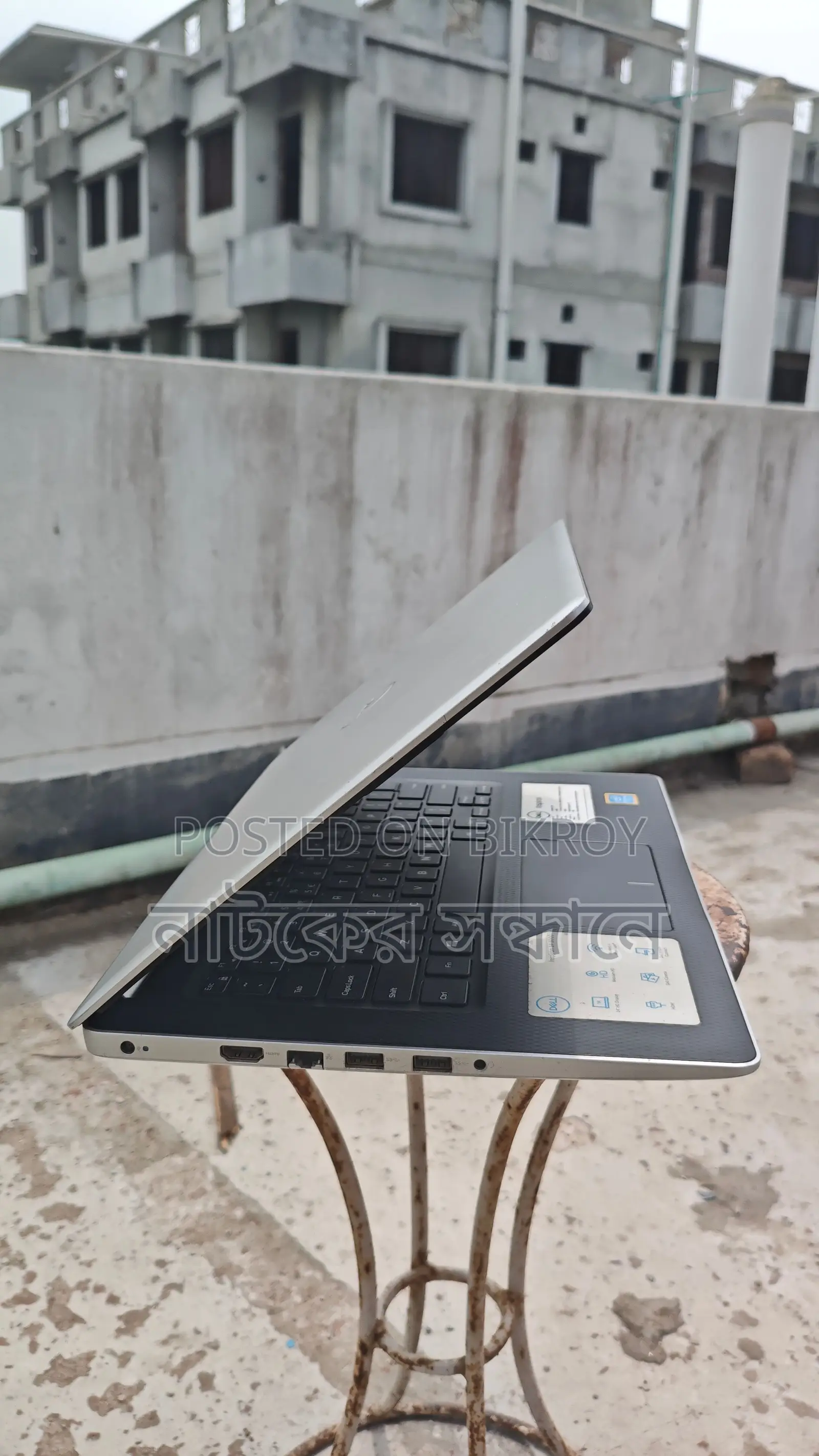 Dell Laptop Sell Like New