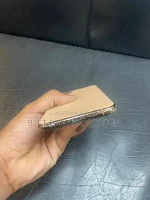 Apple iPhone 11 Pro Max (Used)