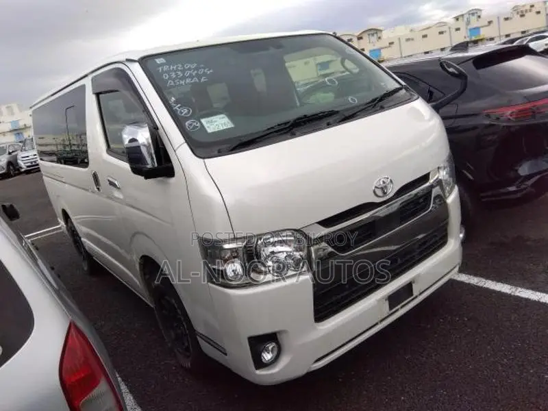Toyota Hiace Super GL Dark Prime 2020