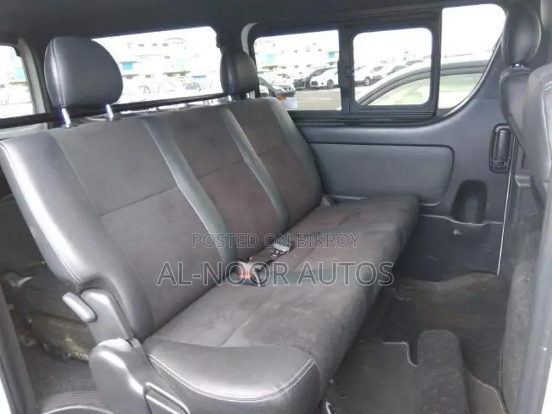 Toyota Hiace Super GL Dark Prime 2020