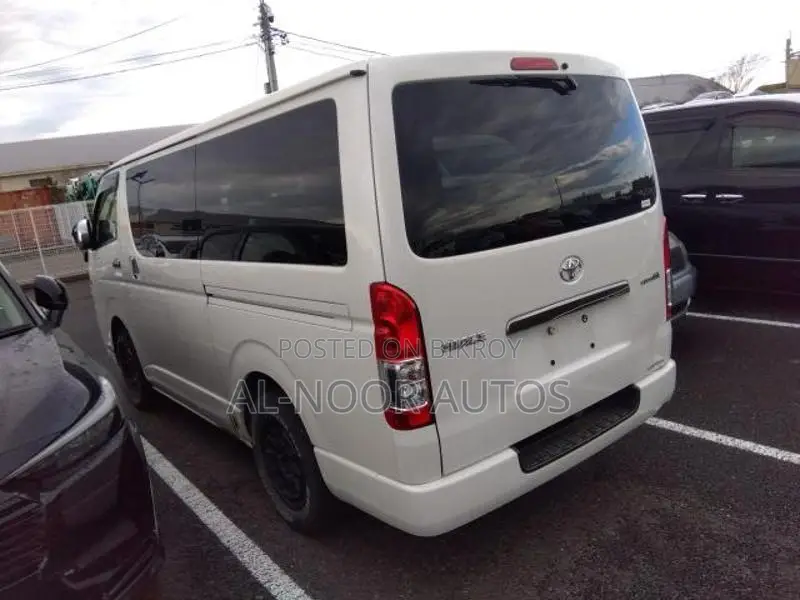 Toyota Hiace Super GL Dark Prime 2020