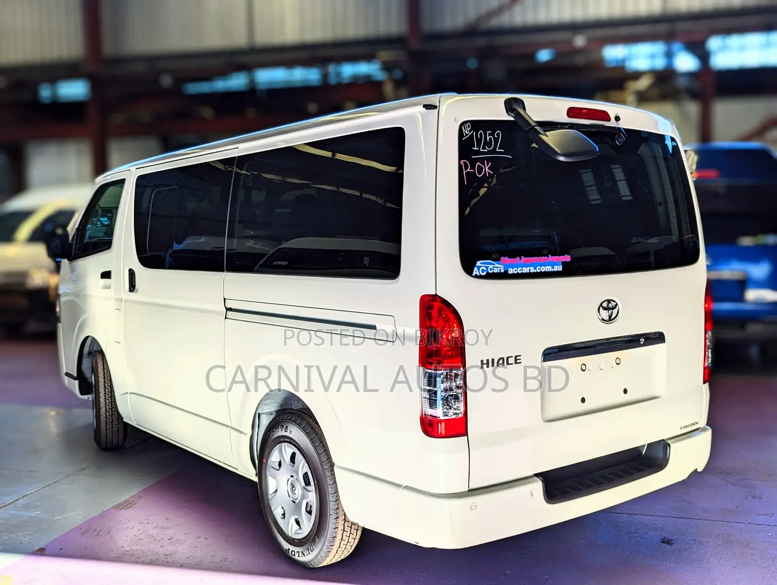 Toyota HiAce 2020 White
