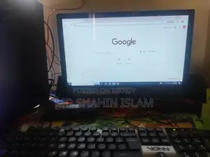 কম্পিউটারটির কন্ডিশন সব ঠিকঠাক আছে, মনিটর ডিসপ্লে একটু ফাটা আছে