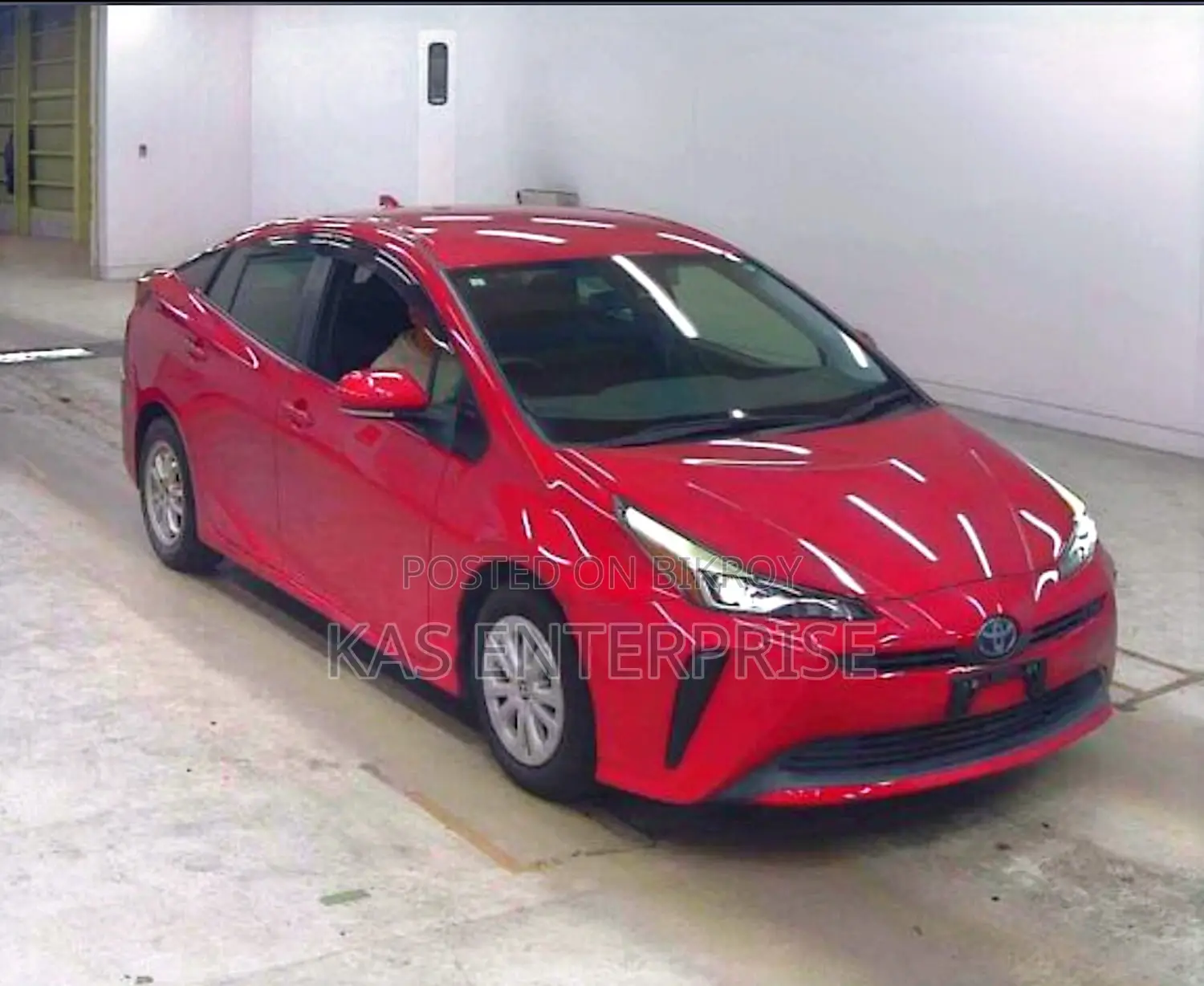 Toyota Prius S SAFETY SENSE RED 2021