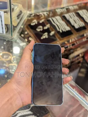 Apple iPhone 14 (Used)
