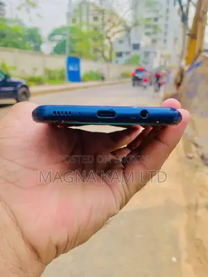 Samsung Galaxy A20 (Used)