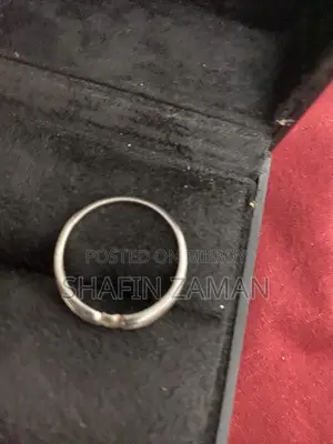 ইউনিসেক্স পুরুষ ও মহিলাদের প্ল্যাটিনাম ডায়মন্ড রিং
