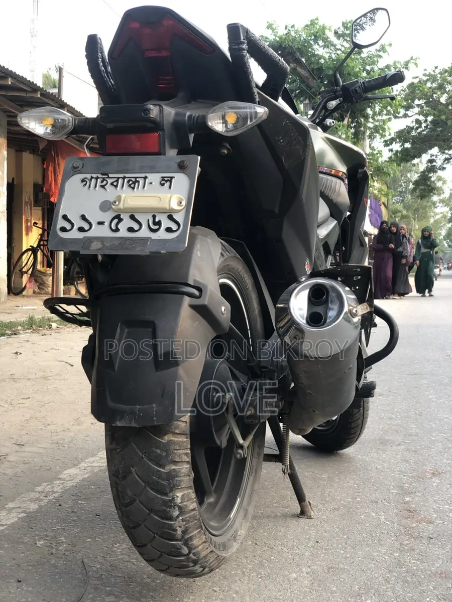 Honda X Blade . 2020