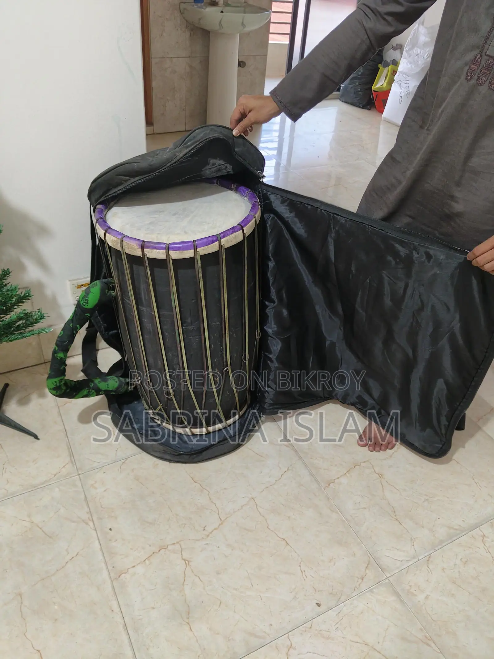 Professional Quality Traditional Bengali "Joy Dhak"