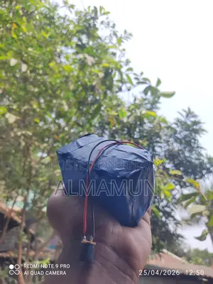 লিথিয়াম আয়ন ব্যাটারি প্যাক যা দিয়ে আপনি ফ্যান লাইট অন্যান্য dc প্রজেক্ট ব্যাবহার করতে পাড়বেন।
সঠিক ব্যবহার করতে পাড়লে বছরের পর বছর ব্যাকাপ পাবেন ইনশাআল্লাহ। 
 দয়া করে কেউ দামাদামি করবেন না