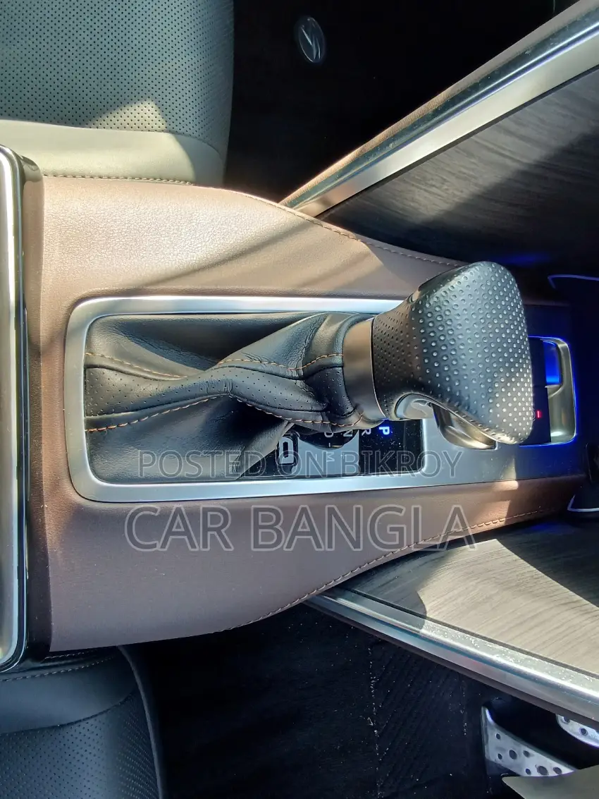 Toyota Harrier Z LEATHER NON HYBRID 2021