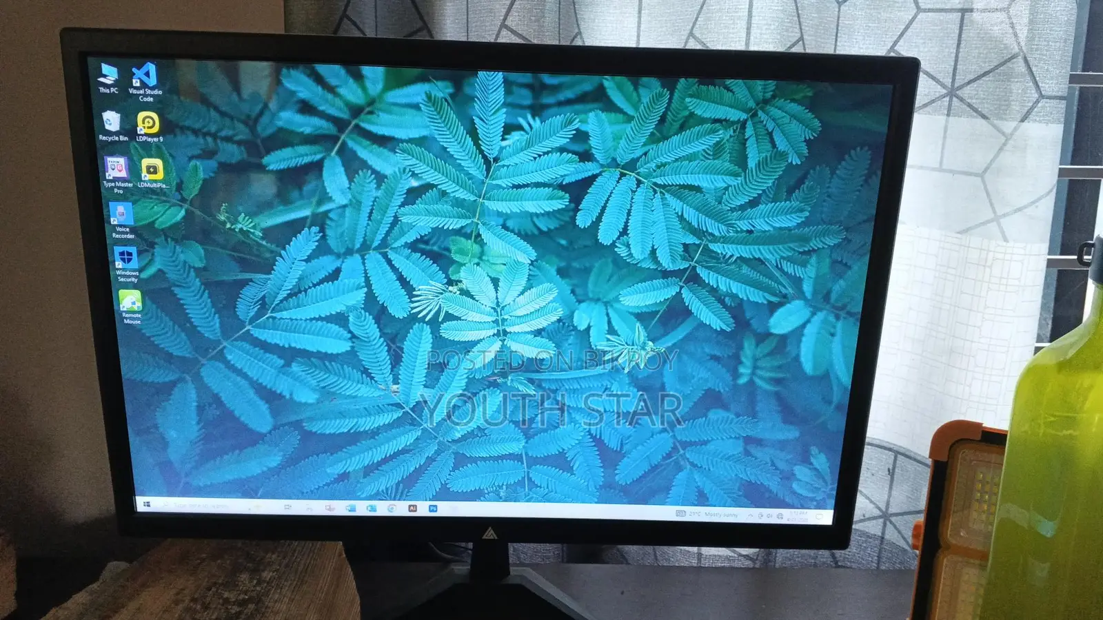 ডেক্সটপ কম্পিউটার ফ্রেশ কন্ডিশন