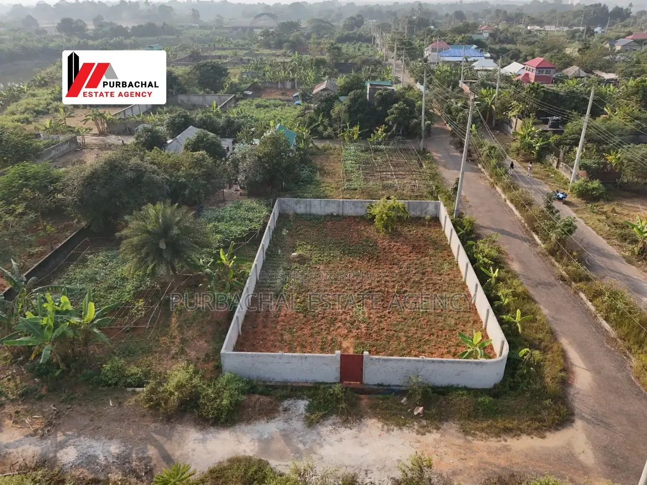 সেক্টর ৪-এ ১০ কাঠার প্লট, ৩০০ ফুটের কাছে, ৩০ ফুট/৫৪ ফুট কর্নার