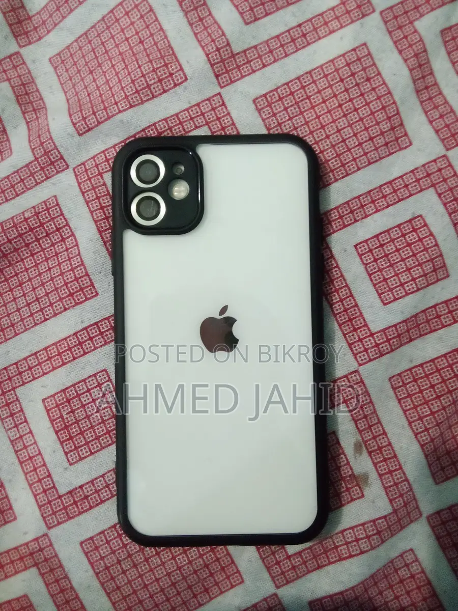 Apple iPhone 11 (Used)