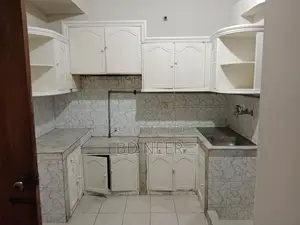 Office space available in resident building at gulshan