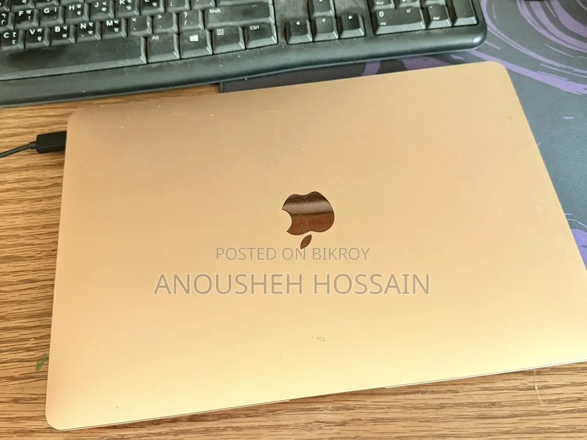 Macbook Air 2020 Rose Gold colour