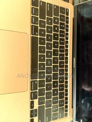 Macbook Air 2020 Rose Gold colour