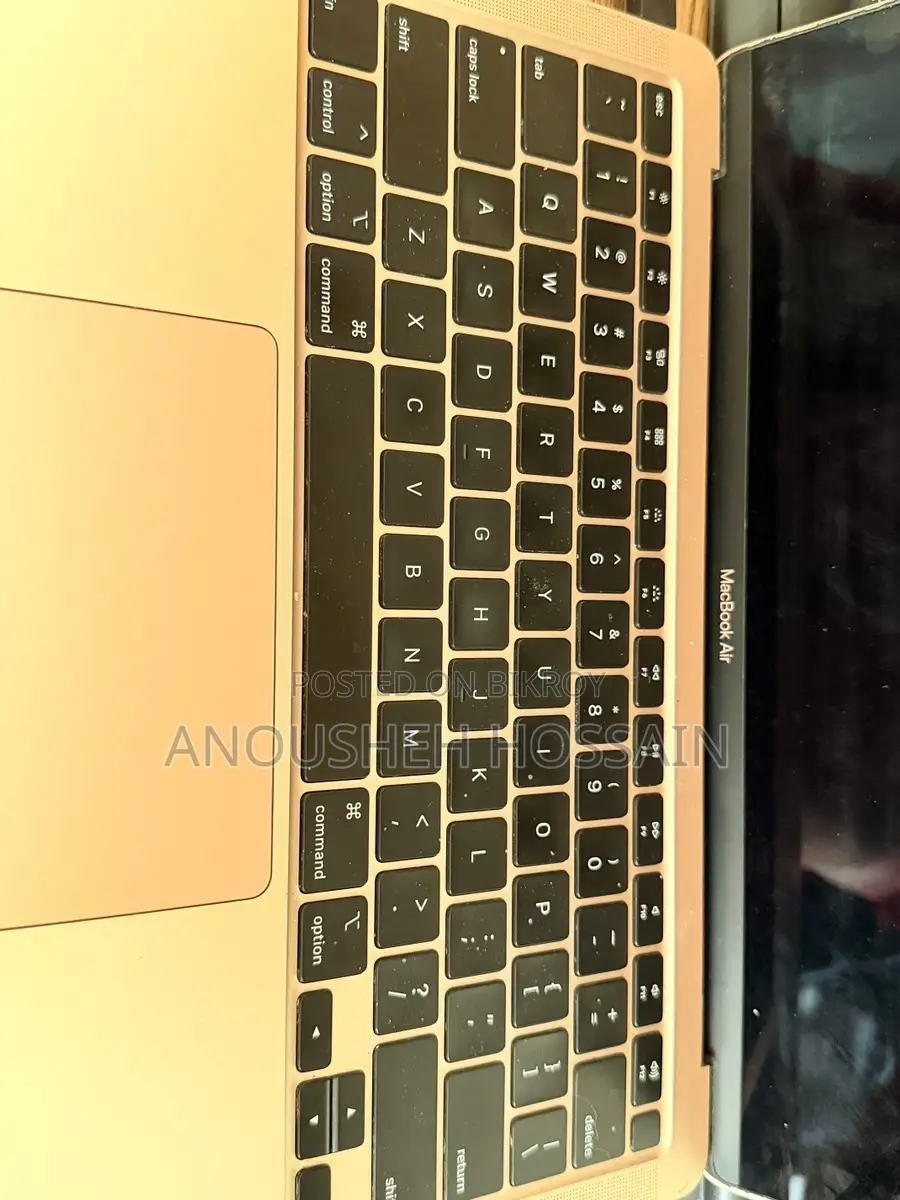 Macbook Air 2020 Rose Gold colour
