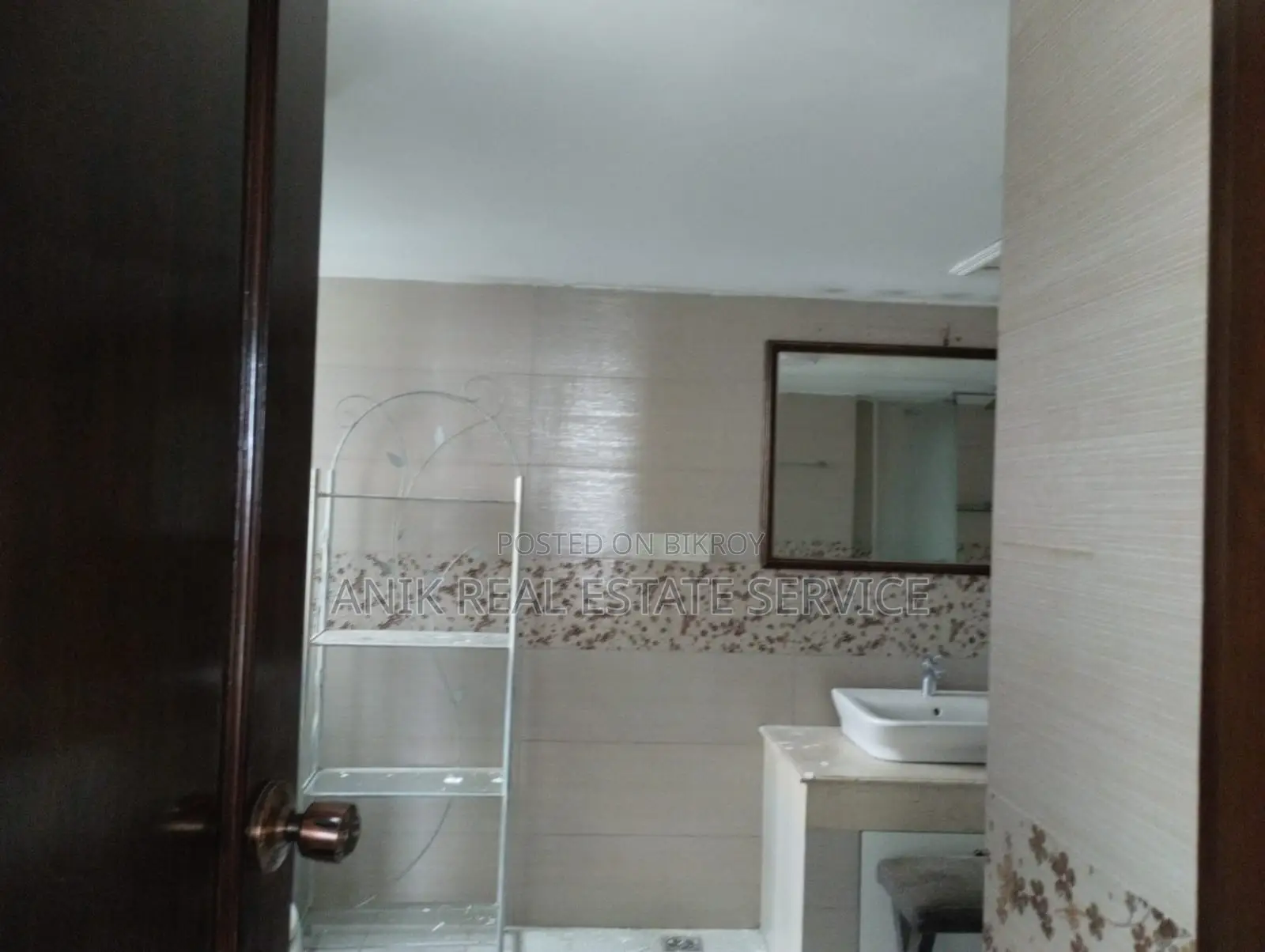 Good Quality Semi Farnised Flat Rent At Gulshan North