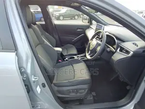Toyota Corolla Cross Z LEATHER MOONROOF 2023