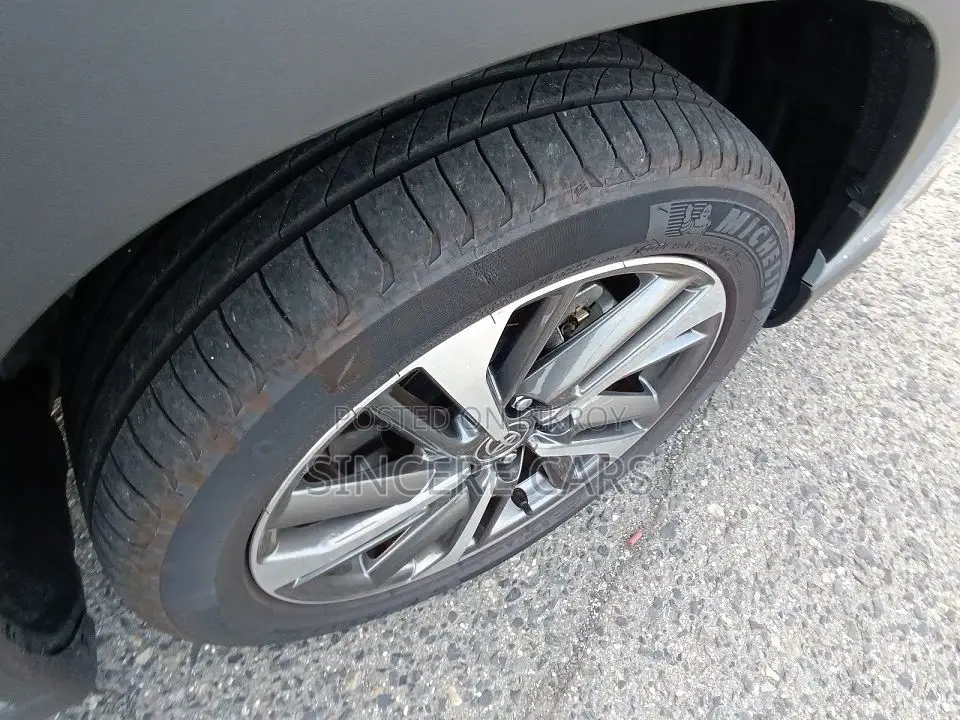 Toyota Corolla Cross Z LEATHER MOONROOF 2023