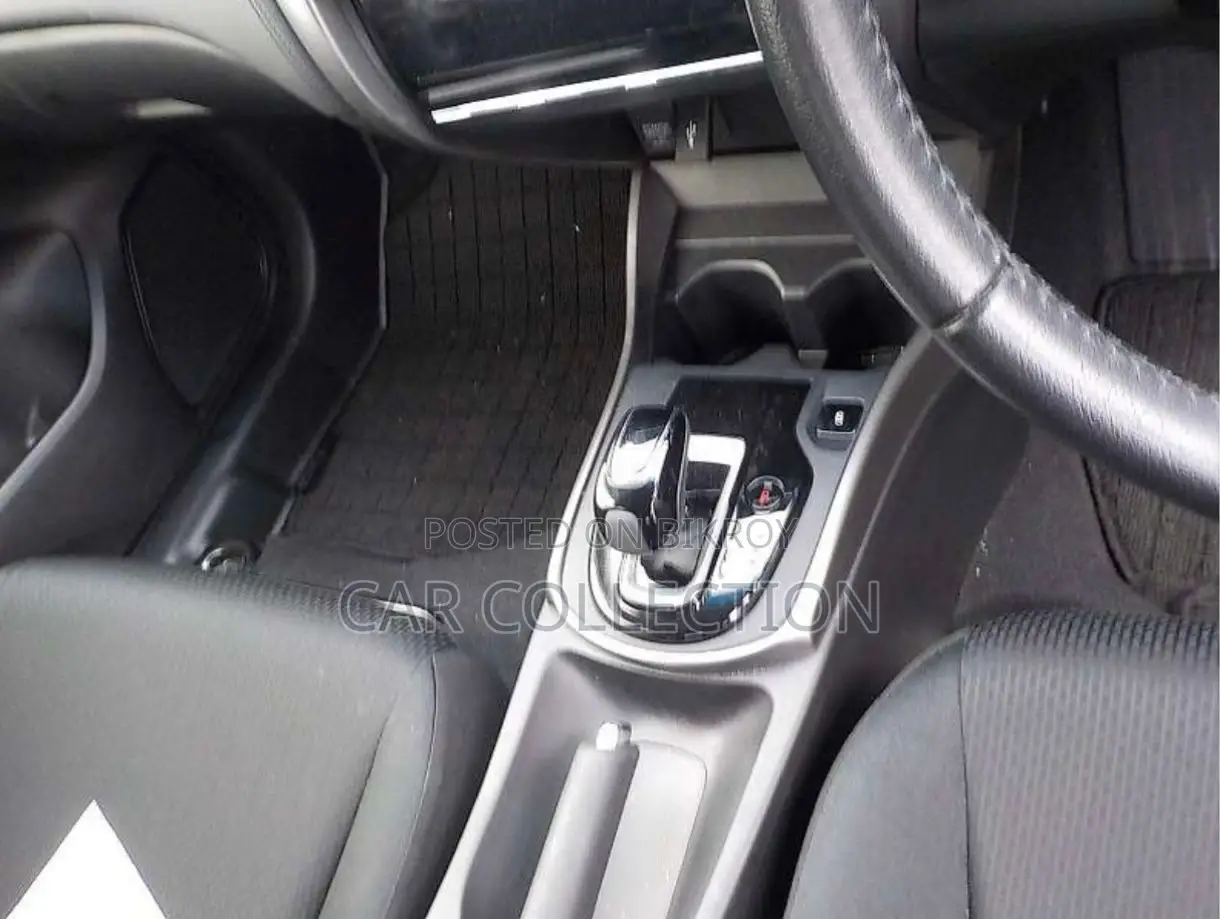 Honda Grace 2020